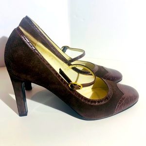 MAX DE CARLO Brown Suede Mary Jane Pumps, NWT